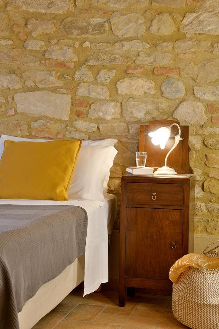 Podere La Querciola กวาร์ดิสตัลโล ภายนอก รูปภาพ
