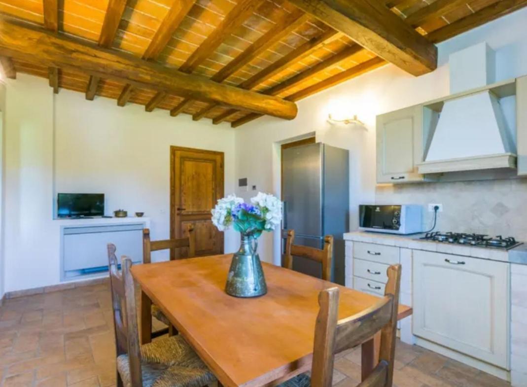 Podere La Querciola กวาร์ดิสตัลโล ภายนอก รูปภาพ
