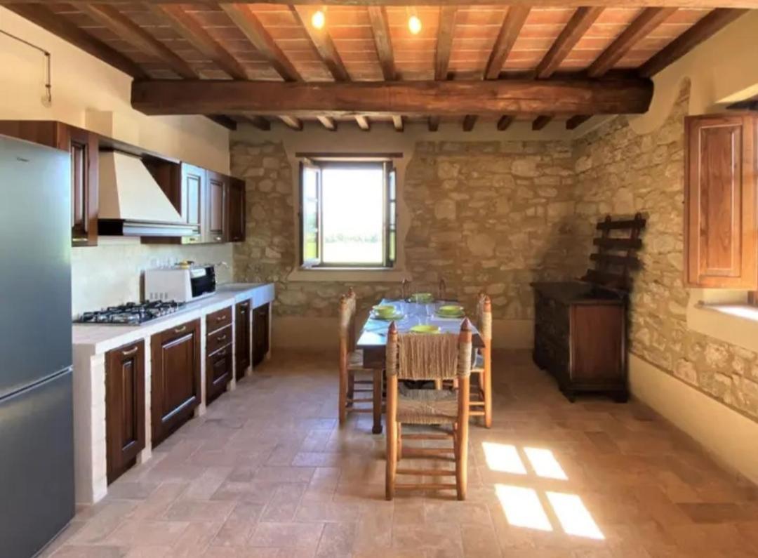 Podere La Querciola กวาร์ดิสตัลโล ภายนอก รูปภาพ