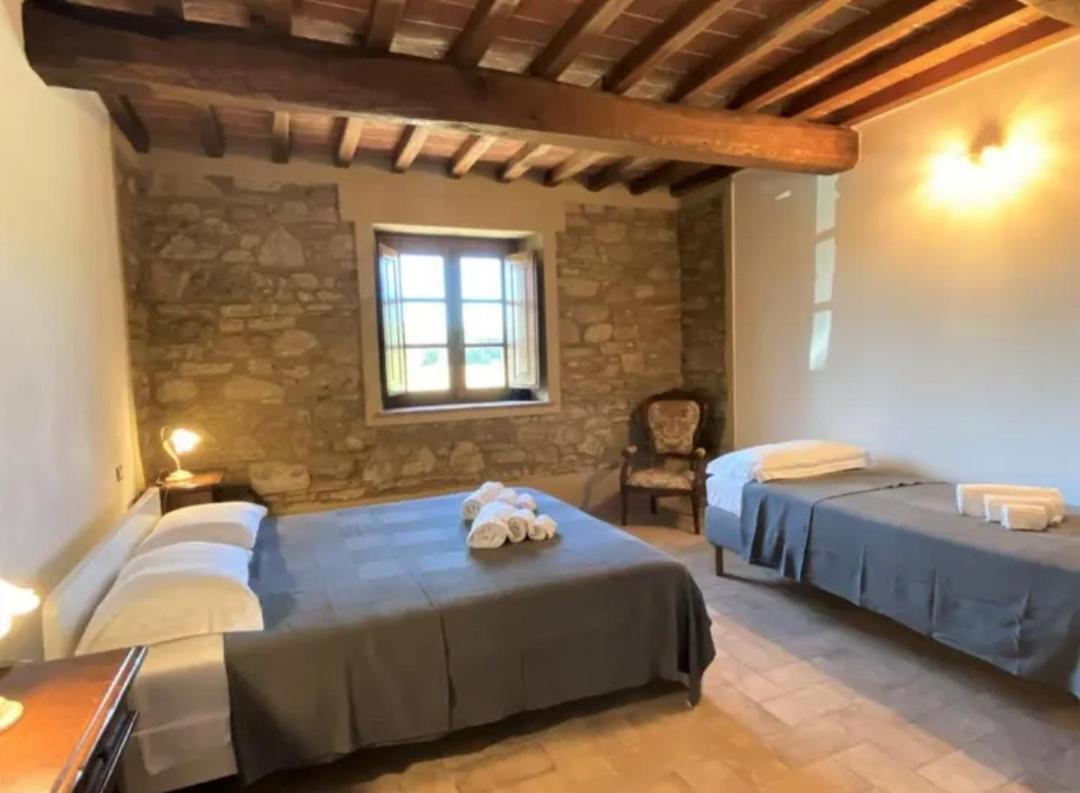 Podere La Querciola กวาร์ดิสตัลโล ภายนอก รูปภาพ